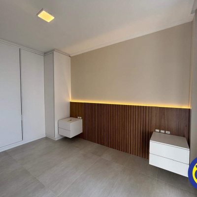 Apartamento com 123m², 3 quartos, 1 suíte, 2 garagens, no bairro Centro em Florianópolis
