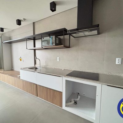 Apartamento com 36m², 1 quarto, no bairro Trindade em Florianópolis