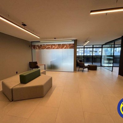 Apartamento com 36m², 1 quarto, no bairro Trindade em Florianópolis