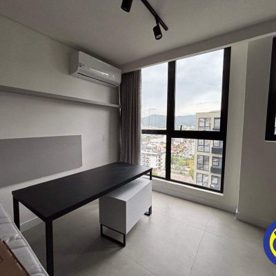 Apartamento com 36m², 1 quarto, no bairro Trindade em Florianópolis