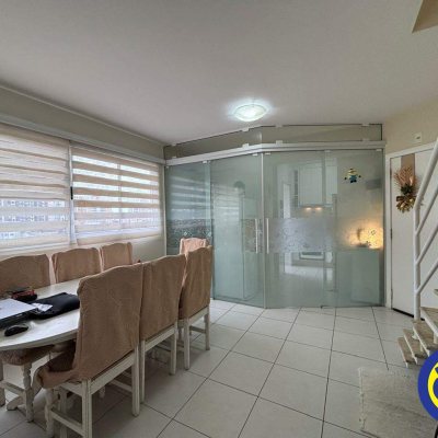Apartamento com 116m², 3 quartos, 3 suítes, 2 garagens, no bairro Trindade em Florianópolis