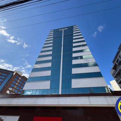 Salas/Conjuntos com 211m², 5 garagens, no bairro Centro em Florianópolis