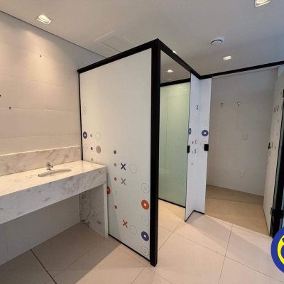 Salas/Conjuntos com 211m², 5 garagens, no bairro Centro em Florianópolis