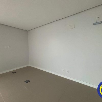 Salas/Conjuntos com 79m², 1 garagem, no bairro Trindade em Florianópolis