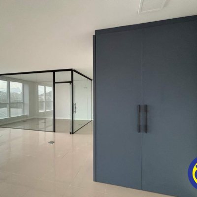 Salas/Conjuntos com 79m², 1 garagem, no bairro Trindade em Florianópolis
