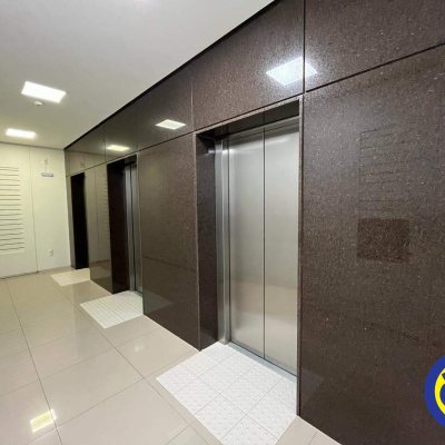 Salas/Conjuntos com 79m², 1 garagem, no bairro Trindade em Florianópolis