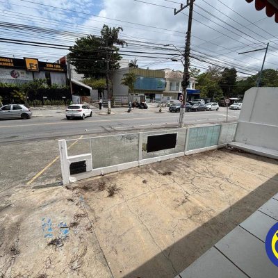Casa Comercial com 202m², 10 garagens, no bairro Trindade em Florianópolis