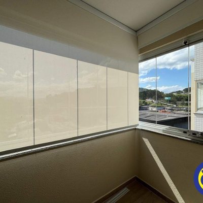 Apartamento com 72m², 2 quartos, 2 garagens, no bairro Praia Comprida em São José