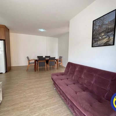 Apartamento com 72m², 2 quartos, 2 garagens, no bairro Praia Comprida em São José