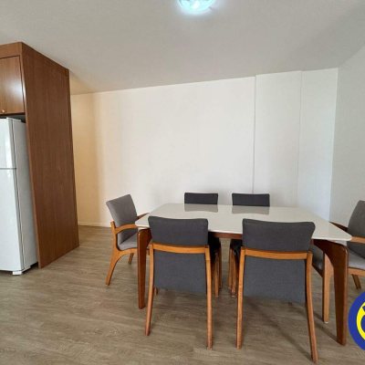Apartamento com 72m², 2 quartos, 2 garagens, no bairro Praia Comprida em São José