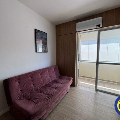 Apartamento com 72m², 2 quartos, 2 garagens, no bairro Praia Comprida em São José