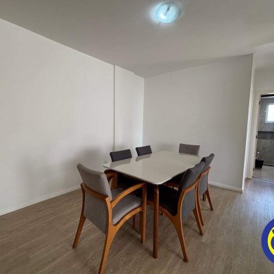 Apartamento com 72m², 2 quartos, 2 garagens, no bairro Praia Comprida em São José