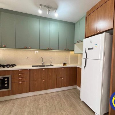 Apartamento com 72m², 2 quartos, 2 garagens, no bairro Praia Comprida em São José