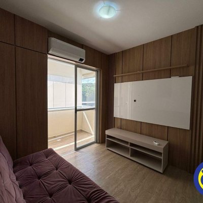 Apartamento com 72m², 2 quartos, 2 garagens, no bairro Praia Comprida em São José