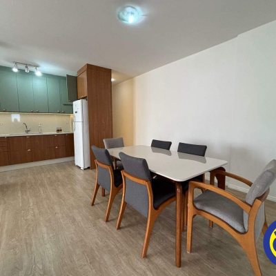 Apartamento com 72m², 2 quartos, 2 garagens, no bairro Praia Comprida em São José