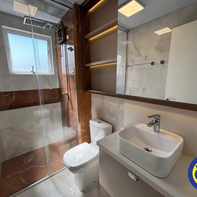 Apartamento com 72m², 2 quartos, 2 garagens, no bairro Praia Comprida em São José