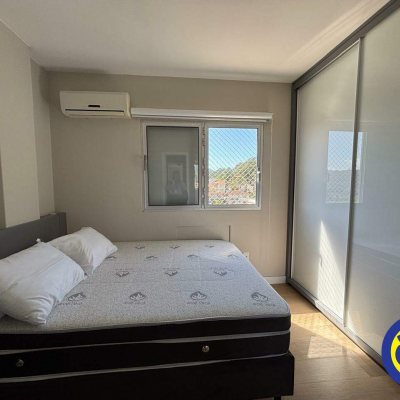 Apartamento com 127m², 3 quartos, 1 suíte, 2 garagens, no bairro Saco Grande em Florianópolis