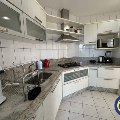 Apartamento com 127m², 3 quartos, 1 suíte, 2 garagens, no bairro Saco Grande em Florianópolis