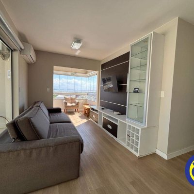 Apartamento com 127m², 3 quartos, 1 suíte, 2 garagens, no bairro Saco Grande em Florianópolis