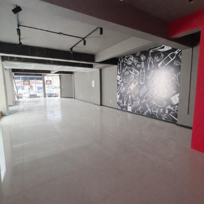 Loja com 98m², 6 garagens, no bairro Santa Mônica em Florianópolis