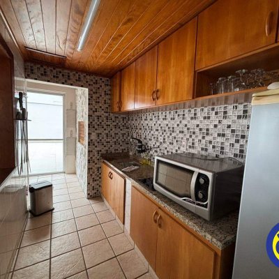 Apartamento com 100m², 3 quartos, 1 suíte, 1 garagem, no bairro Centro em Florianópolis