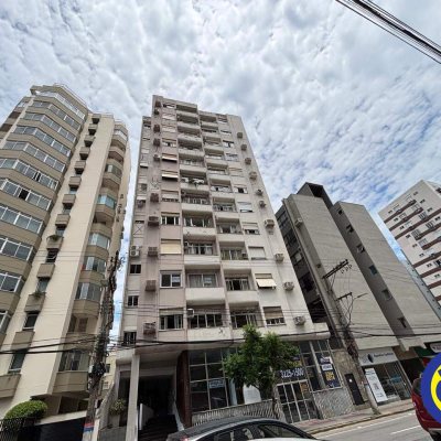 Apartamento com 115m², 3 quartos, 1 garagem, no bairro Centro em Florianópolis