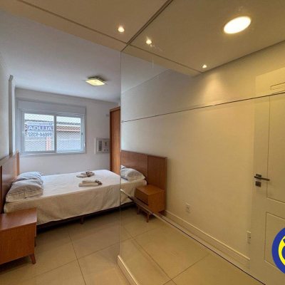 Apartamento com 115m², 3 quartos, 1 garagem, no bairro Centro em Florianópolis