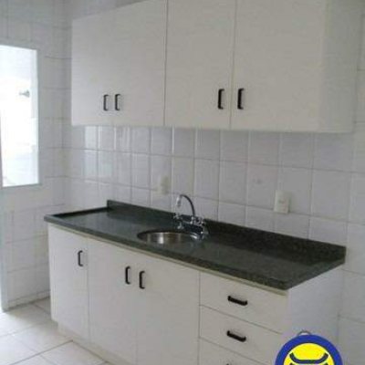 Apartamento com 90m², 3 quartos, 1 suíte, 1 garagem, no bairro Trindade em Florianópolis