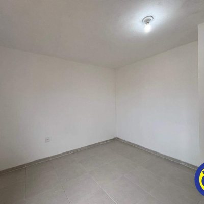 Casa com 64m², 2 quartos, 1 garagem, no bairro Saco dos Limões em Florianópolis