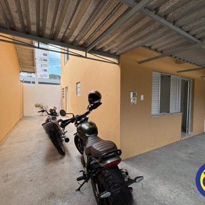 Casa com 64m², 2 quartos, 1 garagem, no bairro Saco dos Limões em Florianópolis