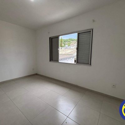 Casa com 64m², 2 quartos, 1 garagem, no bairro Saco dos Limões em Florianópolis