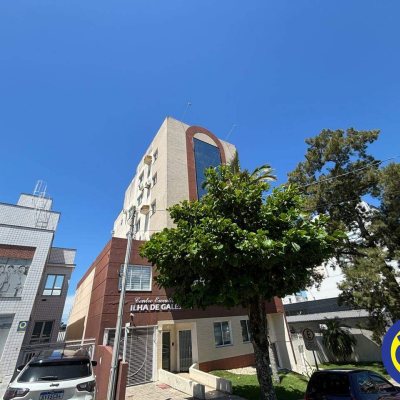 Sala com 40m², no bairro Estreito em Florianópolis