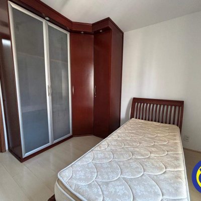 Apartamento com 166m², 4 quartos, 2 suítes, 2 garagens, no bairro Agronômica em Florianópolis