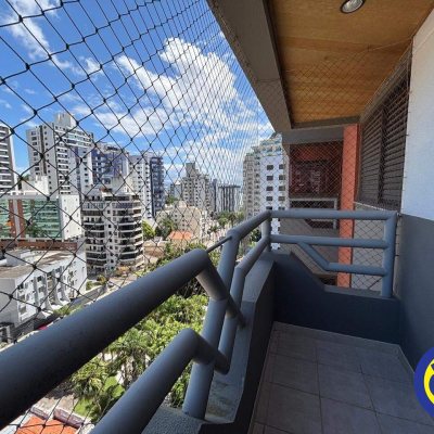 Apartamento com 166m², 4 quartos, 2 suítes, 2 garagens, no bairro Agronômica em Florianópolis