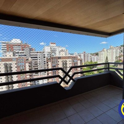 Apartamento com 166m², 4 quartos, 2 suítes, 2 garagens, no bairro Agronômica em Florianópolis