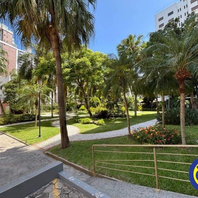 Apartamento com 166m², 4 quartos, 2 suítes, 2 garagens, no bairro Agronômica em Florianópolis