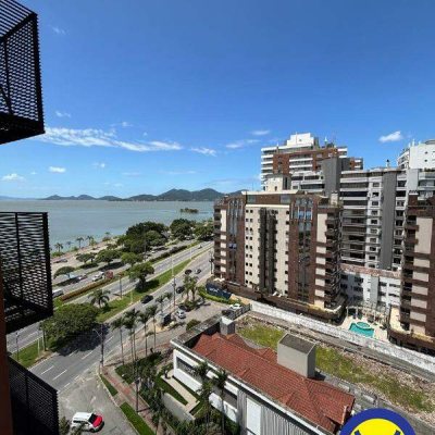 Apartamento com 166m², 4 quartos, 2 suítes, 2 garagens, no bairro Agronômica em Florianópolis