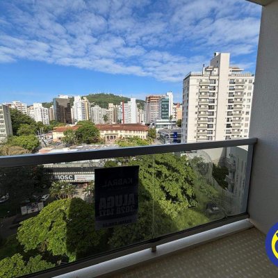 Apartamento com 101m², 2 quartos, 1 suíte, 1 garagem, no bairro Centro em Florianópolis