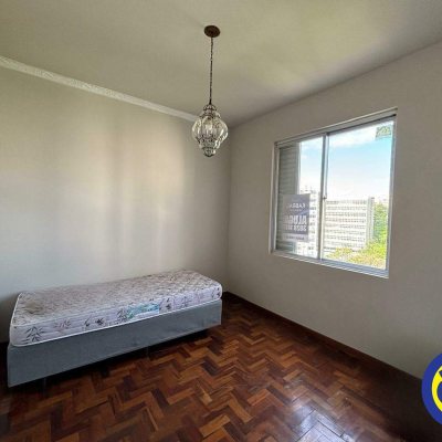 Apartamento com 101m², 2 quartos, 1 suíte, 1 garagem, no bairro Centro em Florianópolis