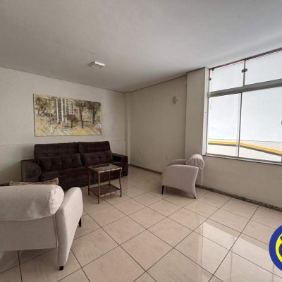 Apartamento com 101m², 2 quartos, 1 suíte, 1 garagem, no bairro Centro em Florianópolis