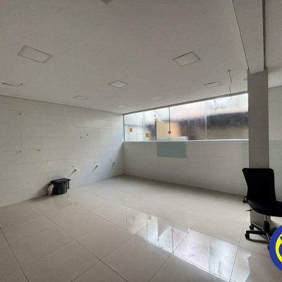 Salas/Conjuntos com 250m², no bairro Centro em Florianópolis
