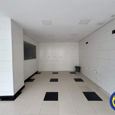 Salas/Conjuntos com 250m², no bairro Centro em Florianópolis