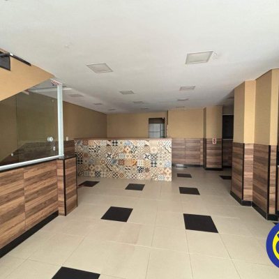 Salas/Conjuntos com 250m², no bairro Centro em Florianópolis