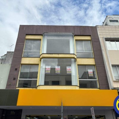 Salas/Conjuntos com 250m², no bairro Centro em Florianópolis