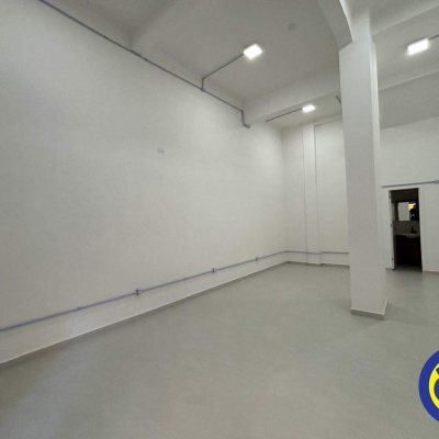 Loja com 40m², no bairro Centro em Florianópolis