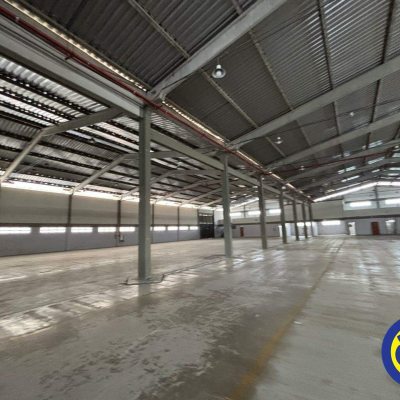 Galpão com 3000m², no bairro Distrito Industrial em São José