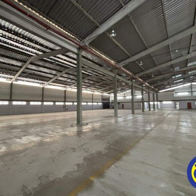 Galpão com 3000m², no bairro Distrito Industrial em São José