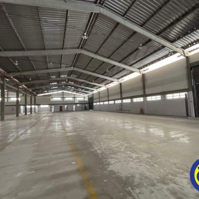 Galpão com 3000m², no bairro Distrito Industrial em São José