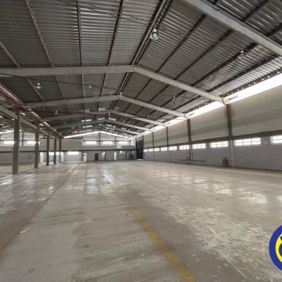 Galpão com 3000m², no bairro Distrito Industrial em São José