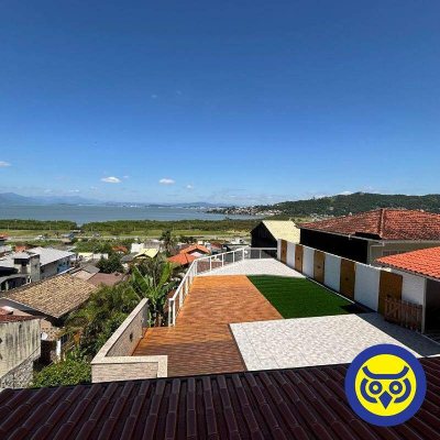 Casa com 180m², 3 quartos, 2 garagens, no bairro Saco dos Limões em Florianópolis